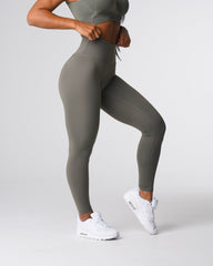 Khaki Green Signature 2.0 Leggings Khaki Green | NVGTN Online Shop