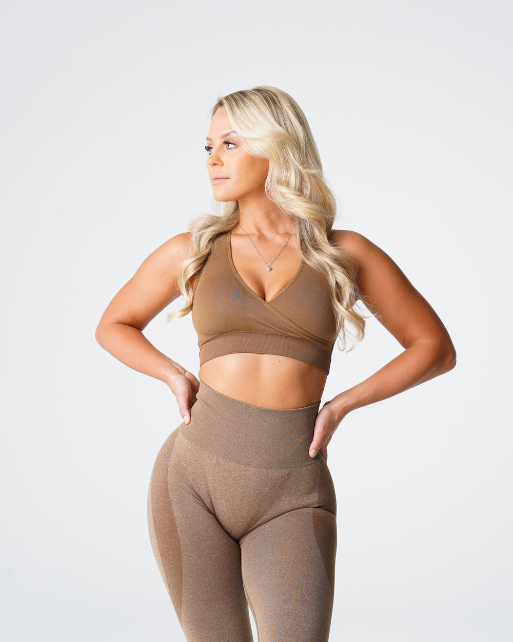 Mocha Pursuit Seamless Bra Mocha | NVGTN Sale