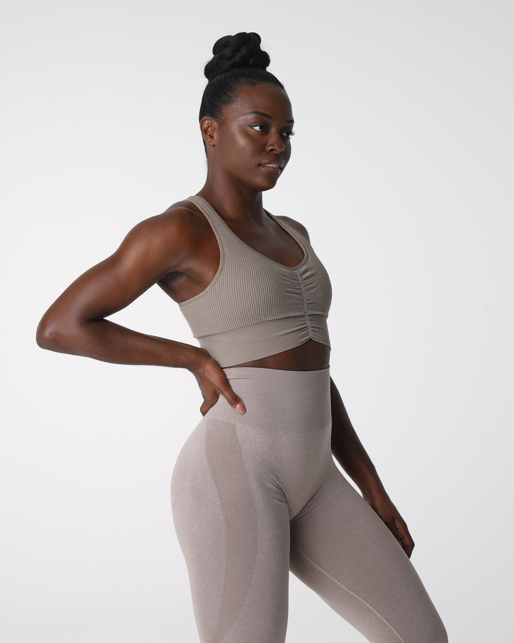 Taupe Cinched Seamless Bra Taupe | NVGTN Sale
