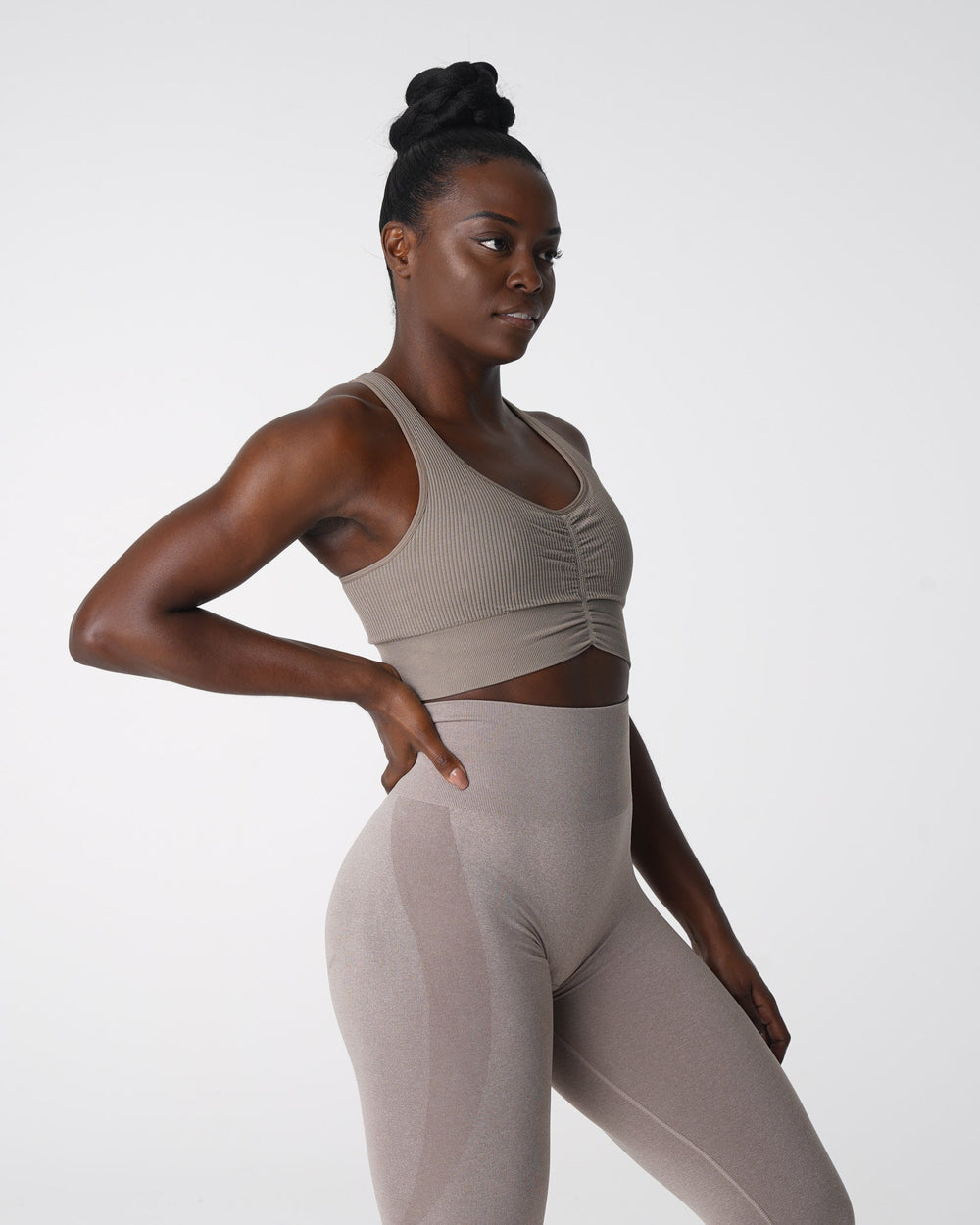 Taupe Cinched Seamless Bra Taupe | NVGTN Sale