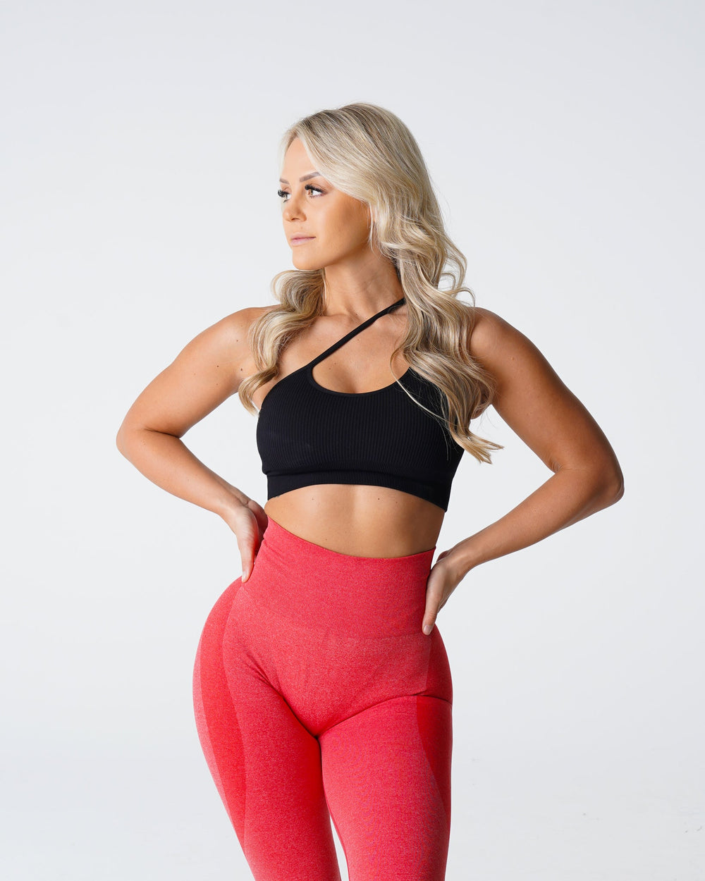 Black Streamline Seamless Bra Black | NVGTN For Sale