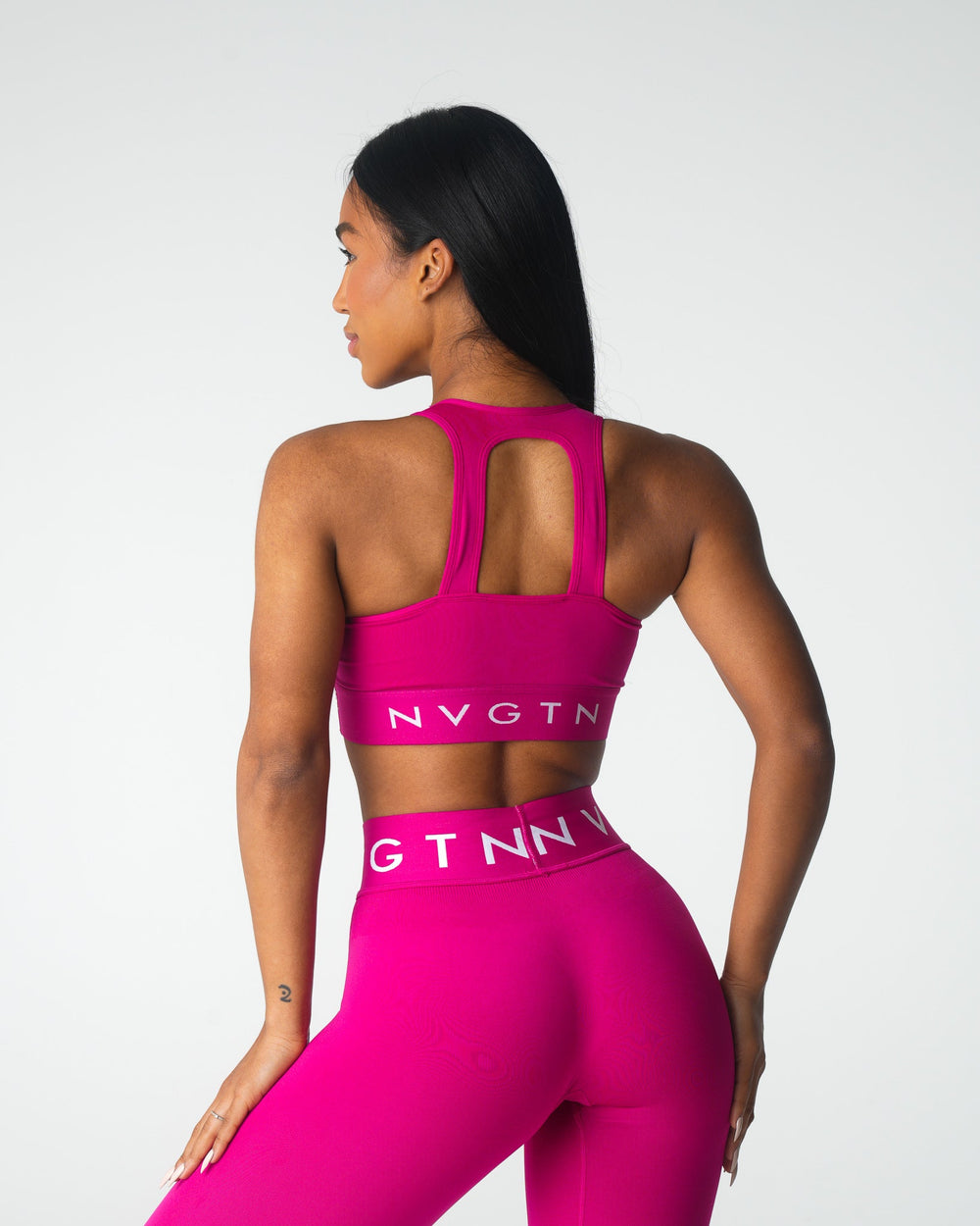 Cosmo Trilogy Sport Seamless Bra Cosmo | NVGTN US
