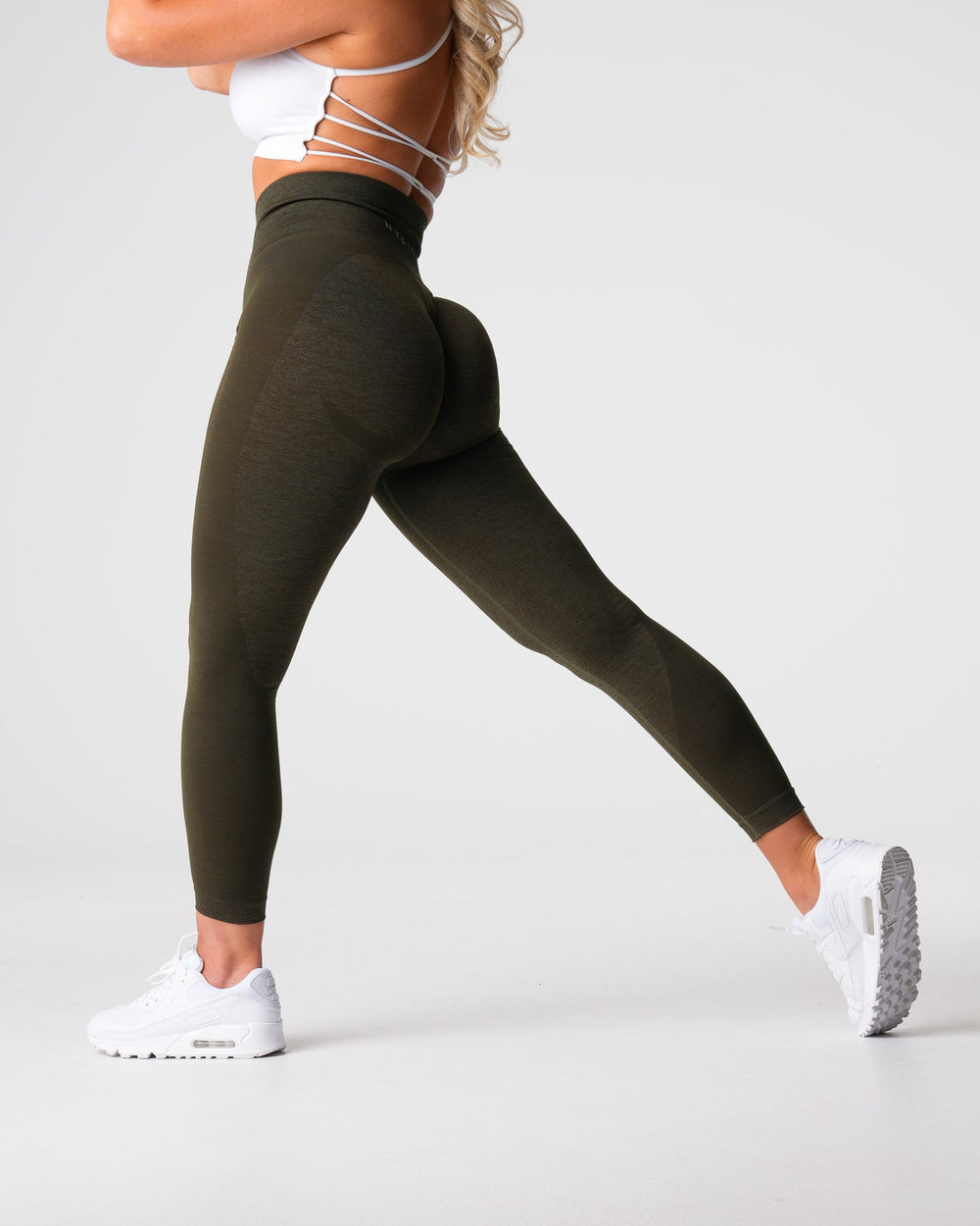 Olive Contour 2.0 Seamless Leggings Olive | NVGTN Outlet