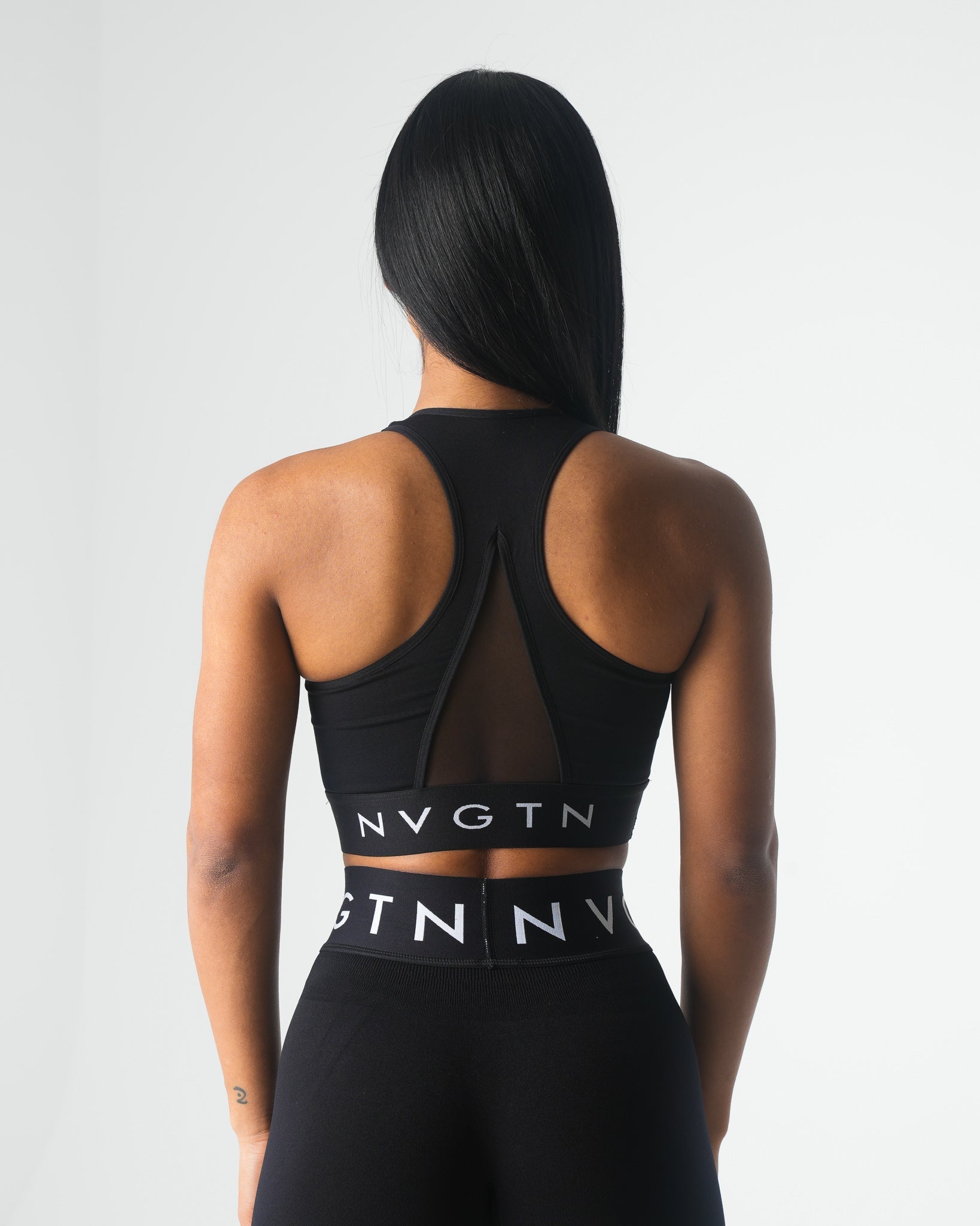 Black Legacy Sport Seamless Bra Black | NVGTN Near Me