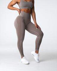 Taupe Contour 2.0 Seamless Leggings Taupe | NVGTN Online Shop