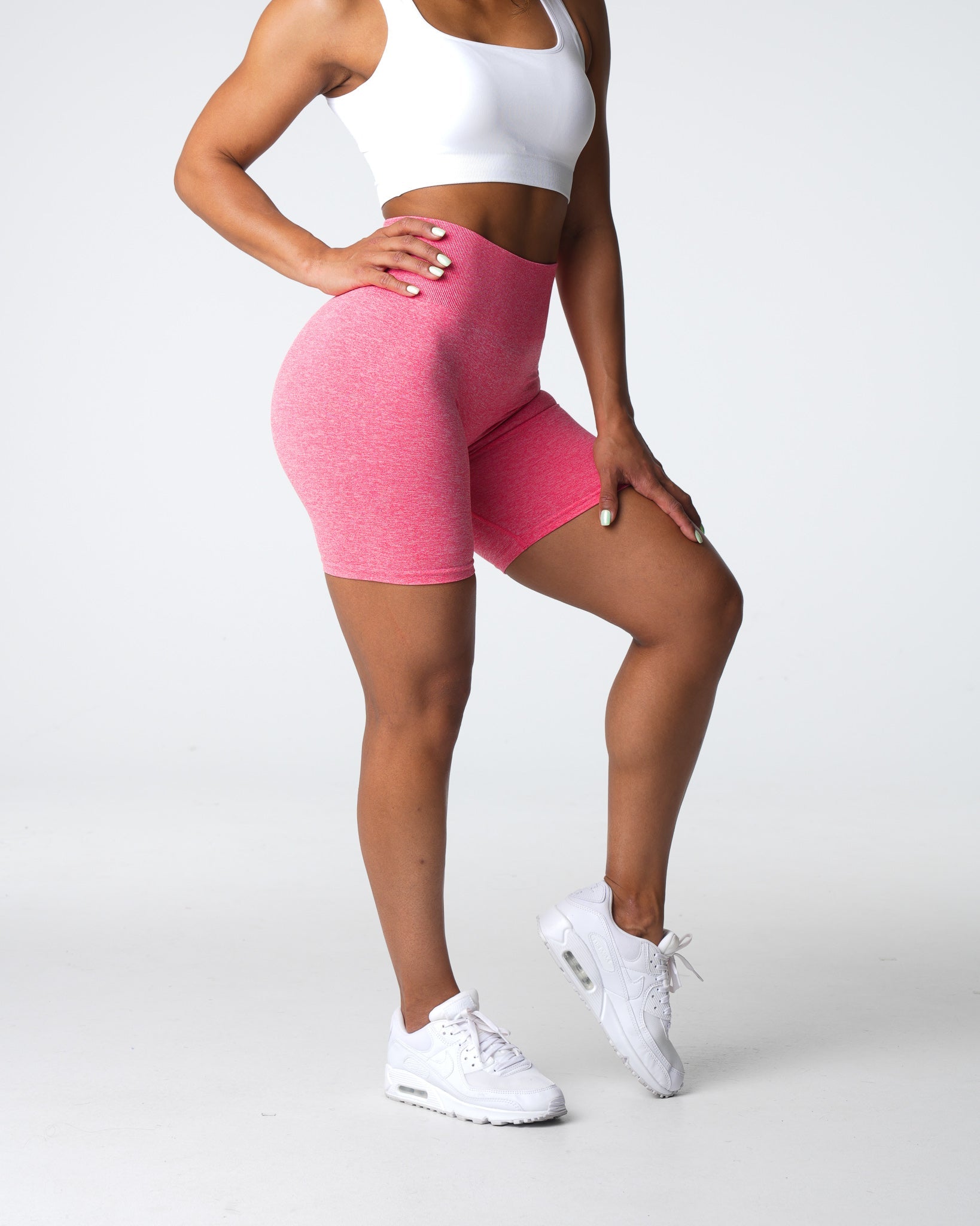 Coral Scrunch Seamless Shorts Coral | NVGTN Sale