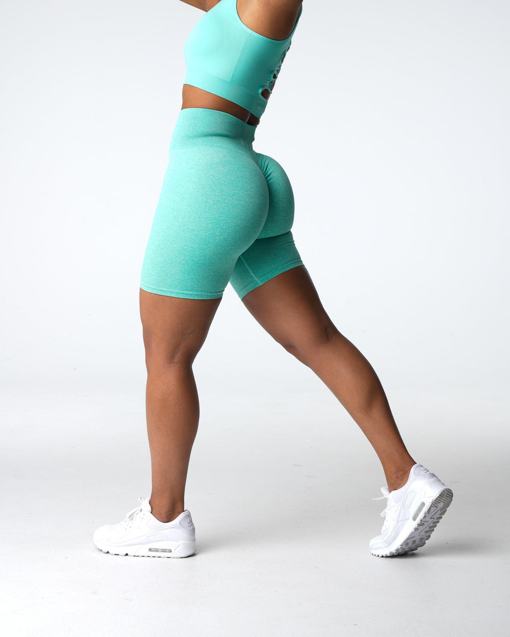 Mint Scrunch Seamless Shorts Mint | NVGTN Discount