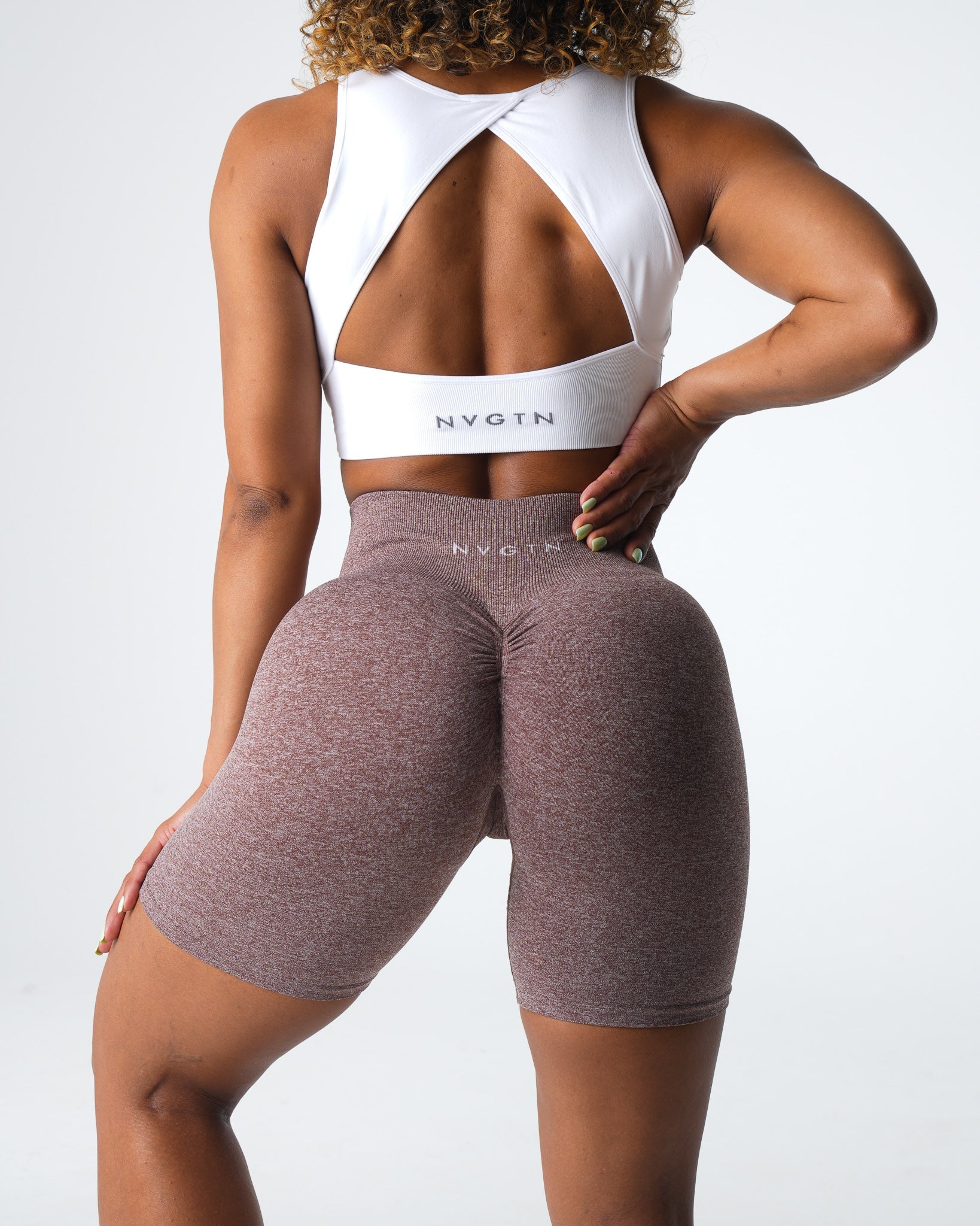 Cocoa Scrunch Seamless Shorts Cocoa | NVGTN Online Shop