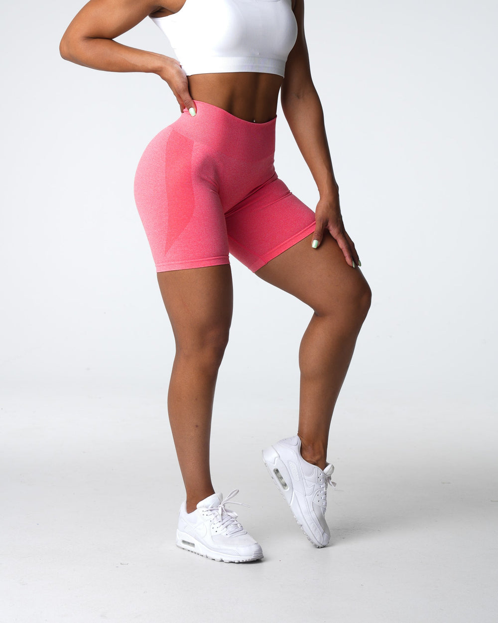 Coral Contour Seamless Shorts Coral | NVGTN Online Shop