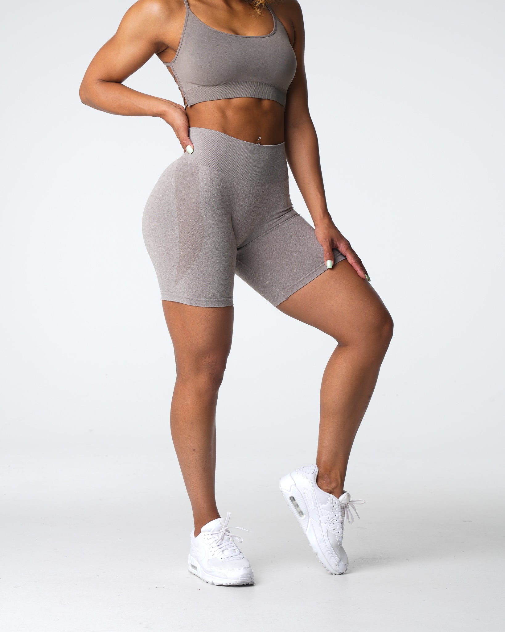Taupe Contour Seamless Shorts Taupe | NVGTN US