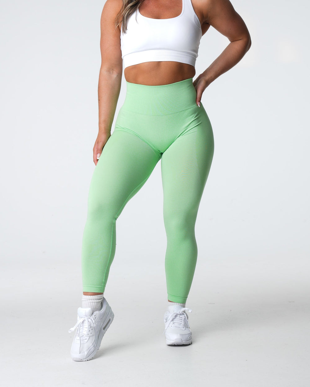 Pistachio Contour Seamless Leggings Pistachio | NVGTN For Sale