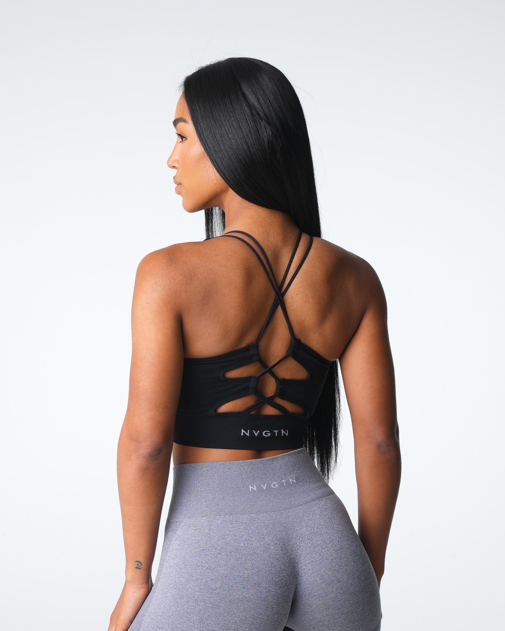 Black Thrive Seamless Bra Black | NVGTN Near Me