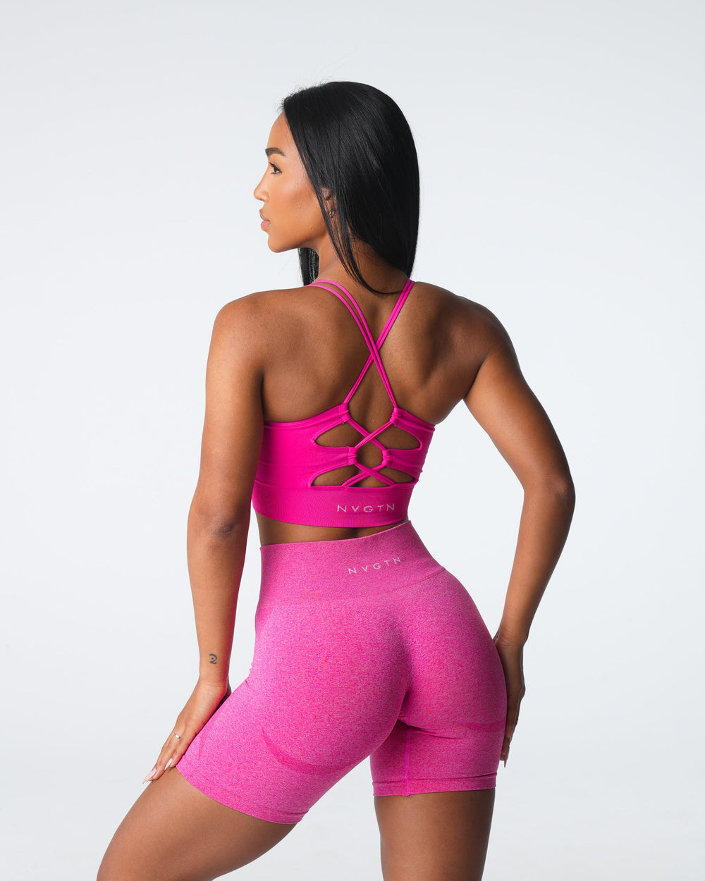 Fuchsia Thrive Seamless Bra Fuchsia | NVGTN Near Me