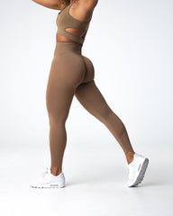 Toasted Almond Solid Seamless Leggings Toasted Almond | NVGTN Outlet