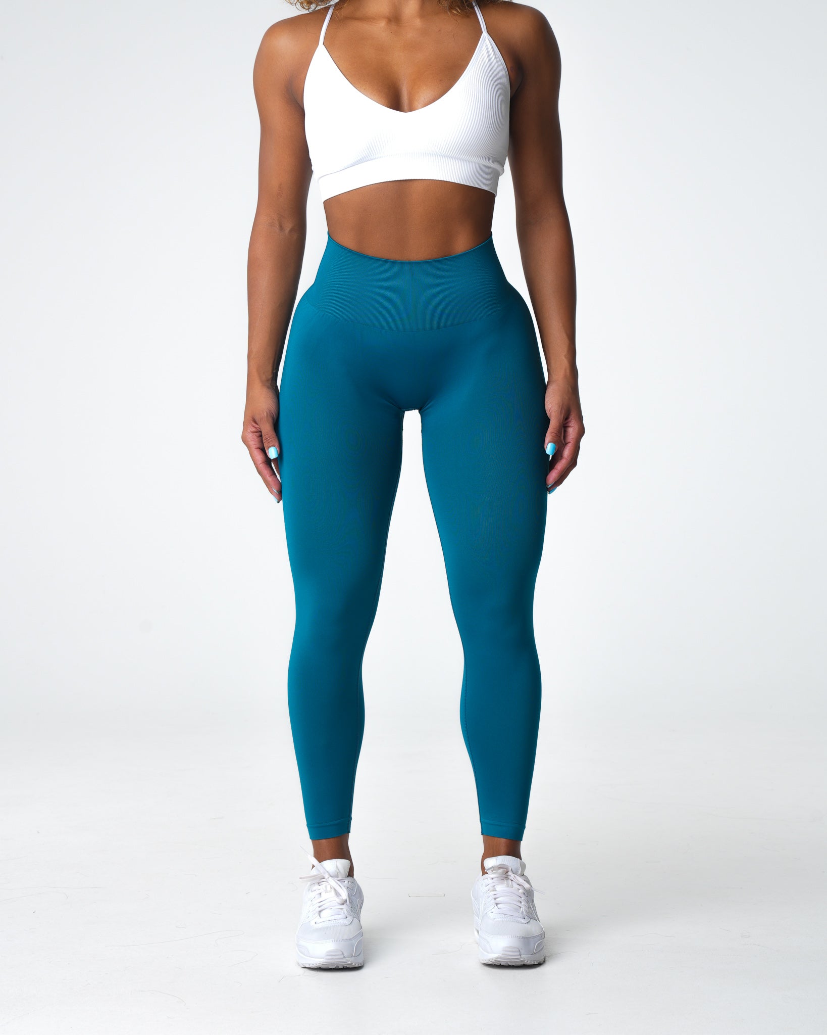 French Blue Solid Seamless Leggings French Blue | NVGTN Online Shop