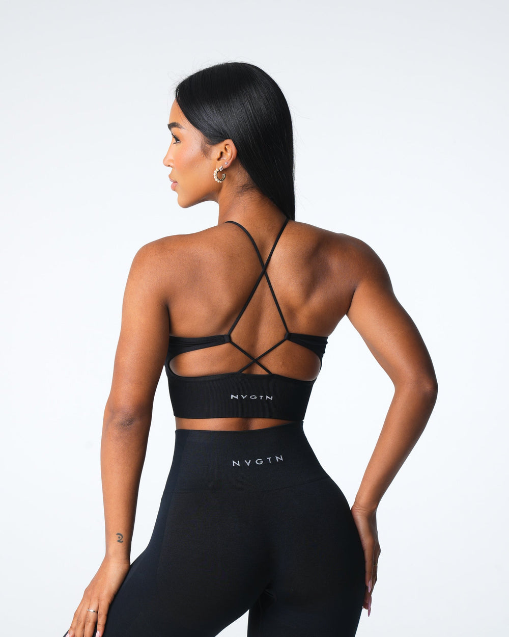 Black Embrace Seamless Bra Black | NVGTN Near Me