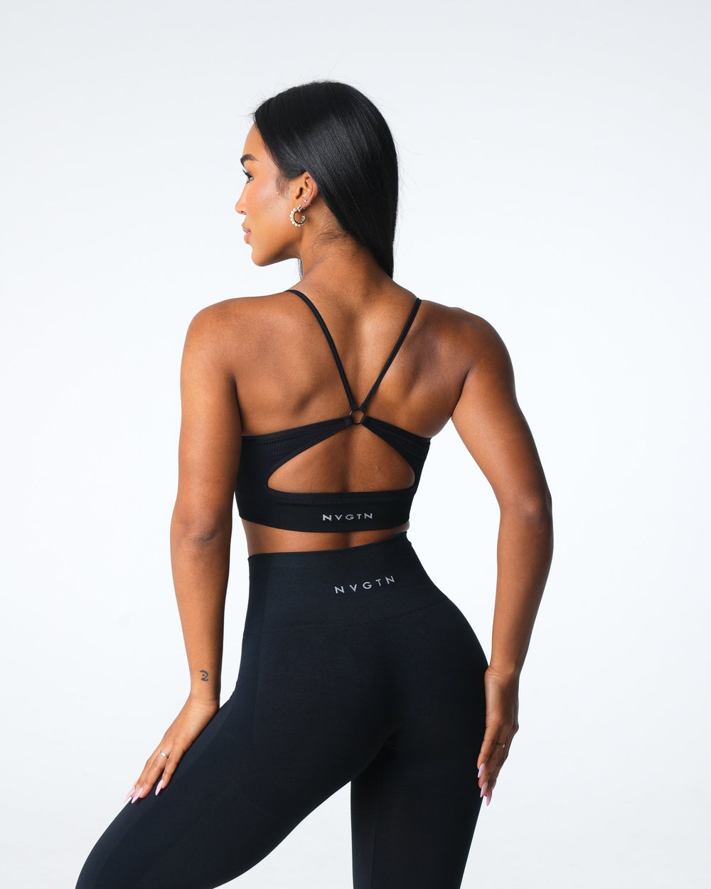 Black Glimpse Ribbed Seamless Bra Black | NVGTN New
