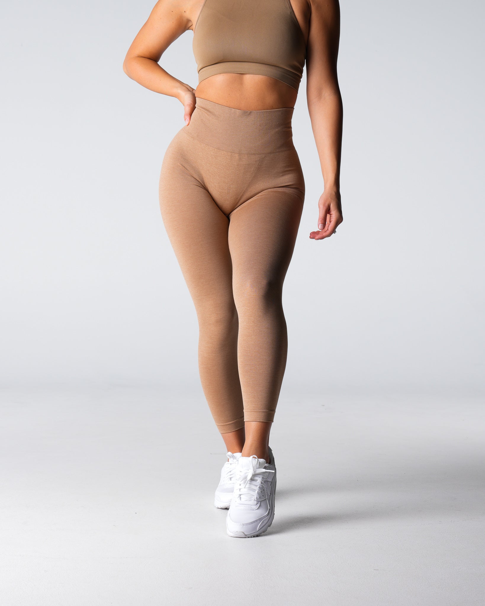 Beige Shape Seamless Leggings Beige | NVGTN US