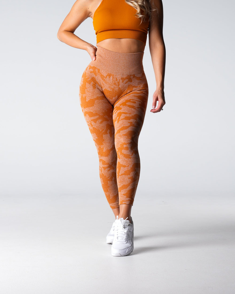 Terracotta Camo Seamless Leggings Terracotta | NVGTN Online Shop