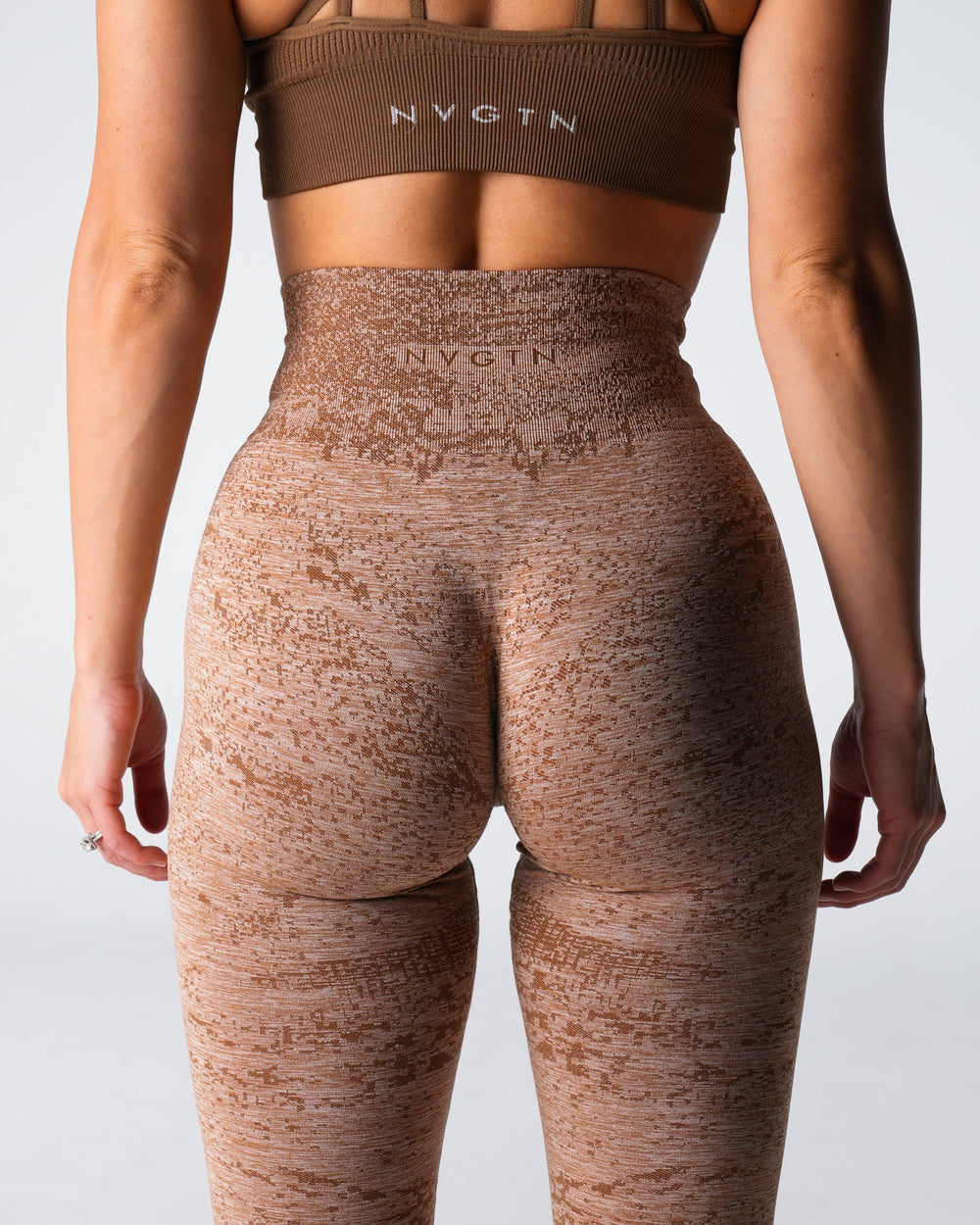 Sand Digital Seamless Leggings Sand | NVGTN Online Shop