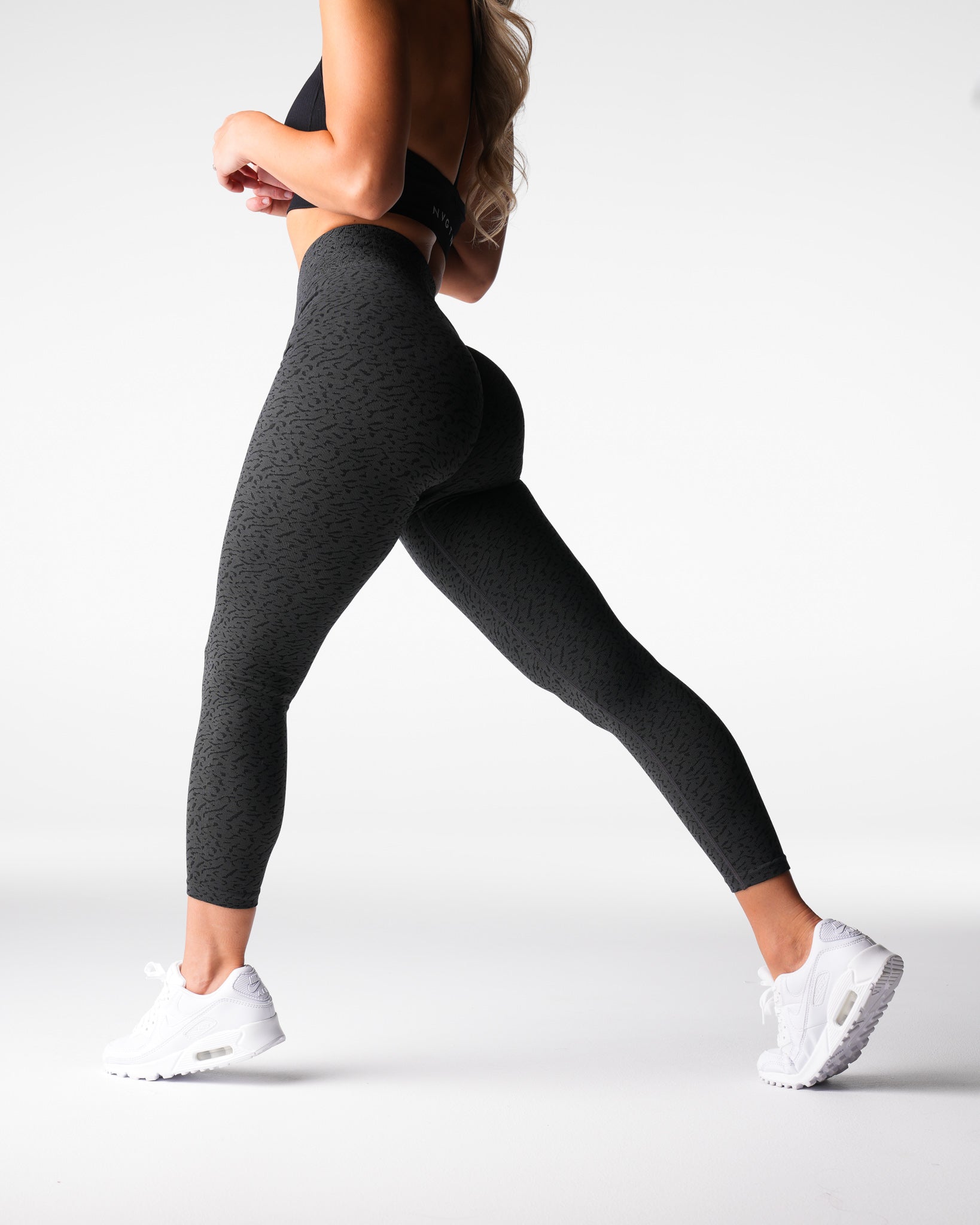 Black Zesty Seamless Leggings Black | NVGTN Online