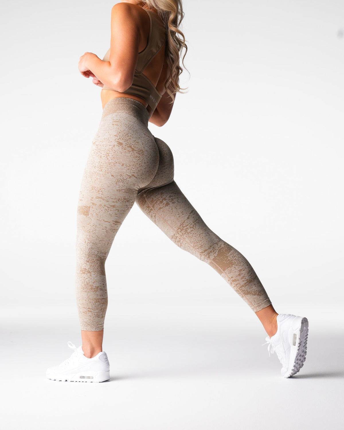 Beige Digital Seamless Leggings Beige | NVGTN Near Me