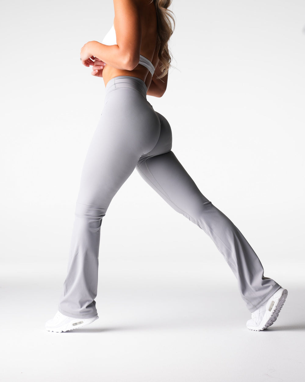Dove Effortless Flare Leggings Dove | NVGTN Online