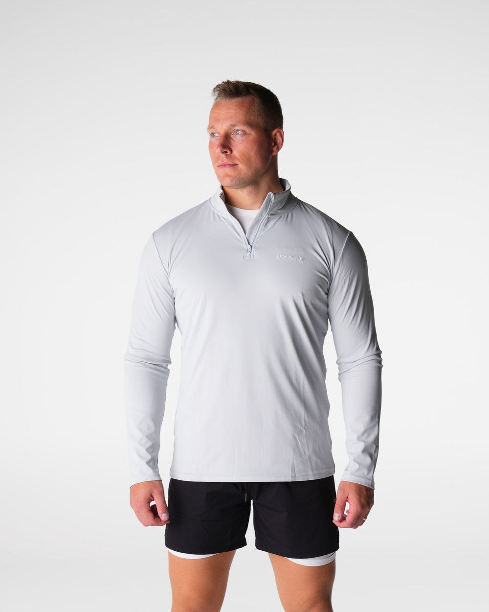 Light Grey Skyline Quarter Zip Light Grey | NVGTN For Sale