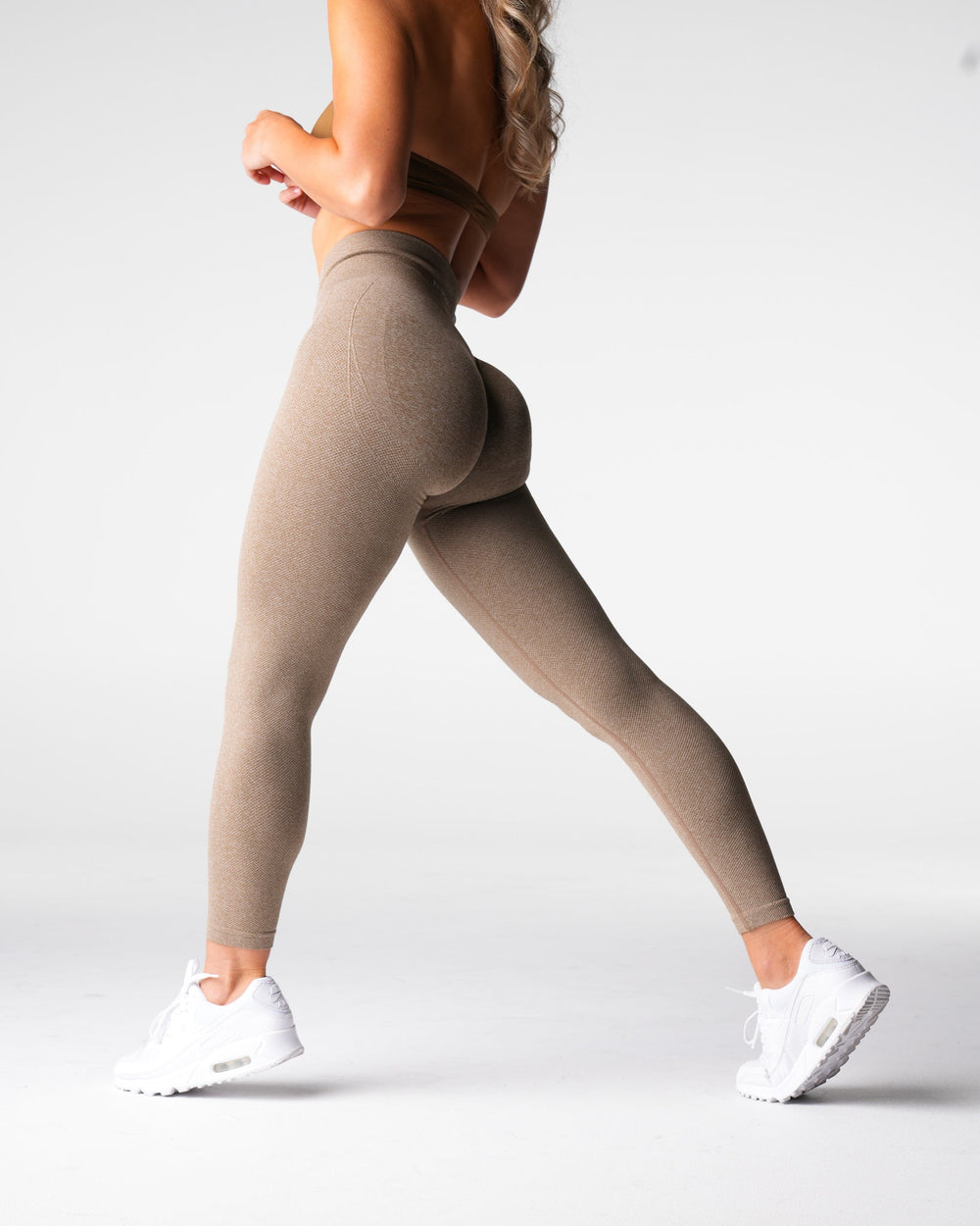 Mocha Lift Seamless Leggings Mocha | NVGTN Online Shop