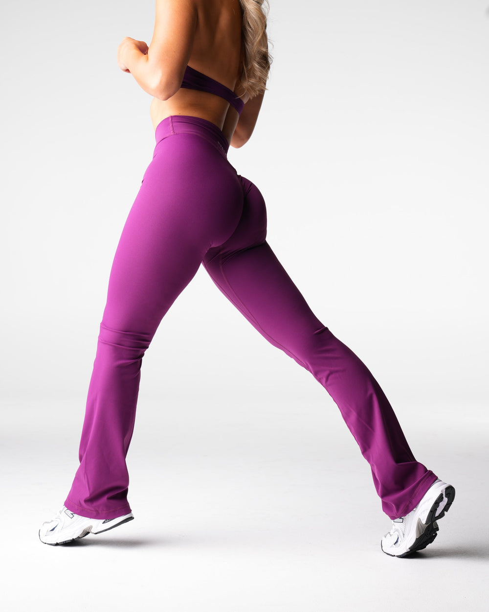 Deep Violet Effortless Flare Leggings Deep Violet | NVGTN Outlet