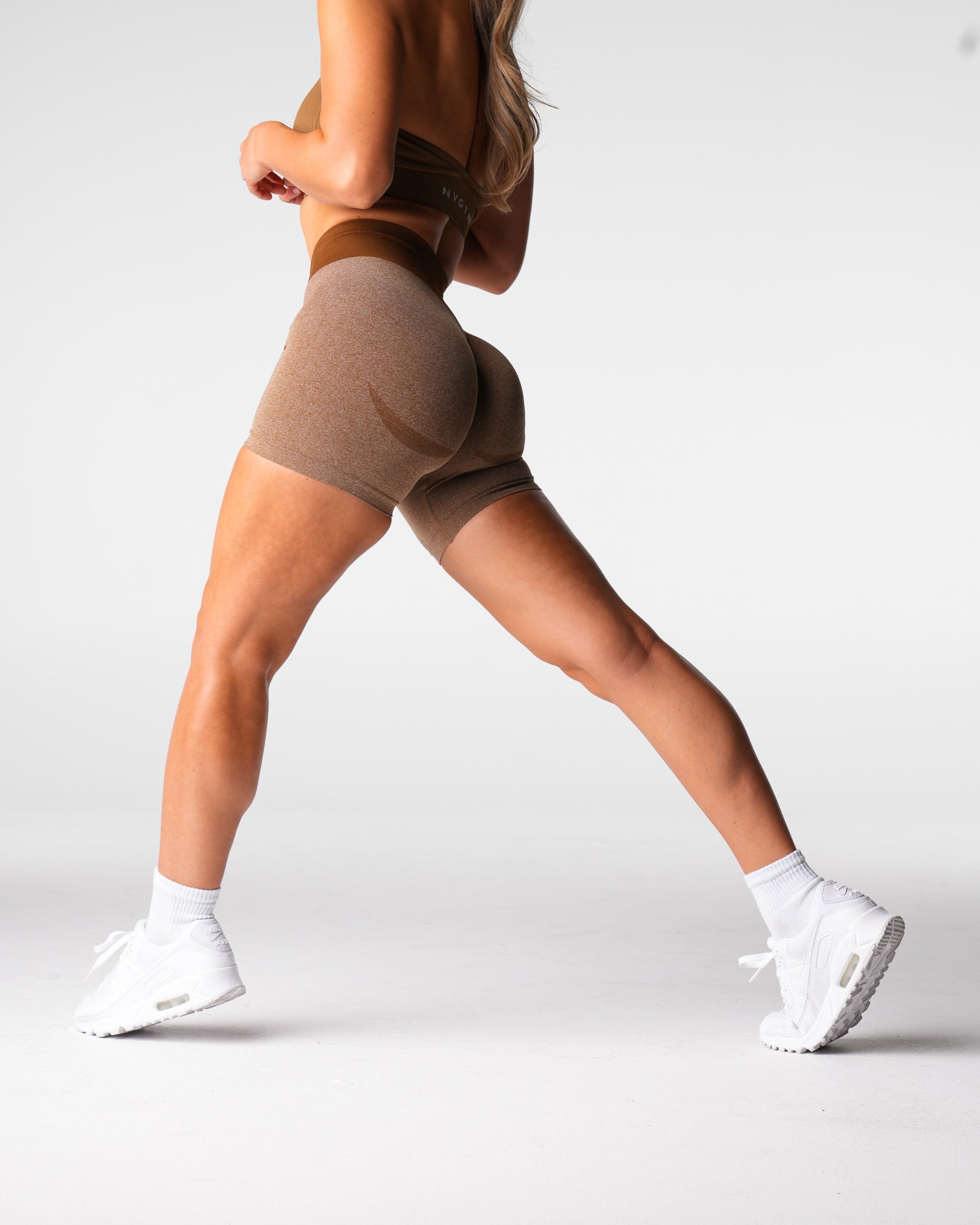 Mocha Knockout Seamless Shorts Mocha | NVGTN Online Shop