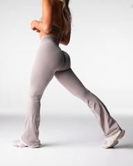 Taupe Iconic Seamless Flare Leggings Taupe | NVGTN Online