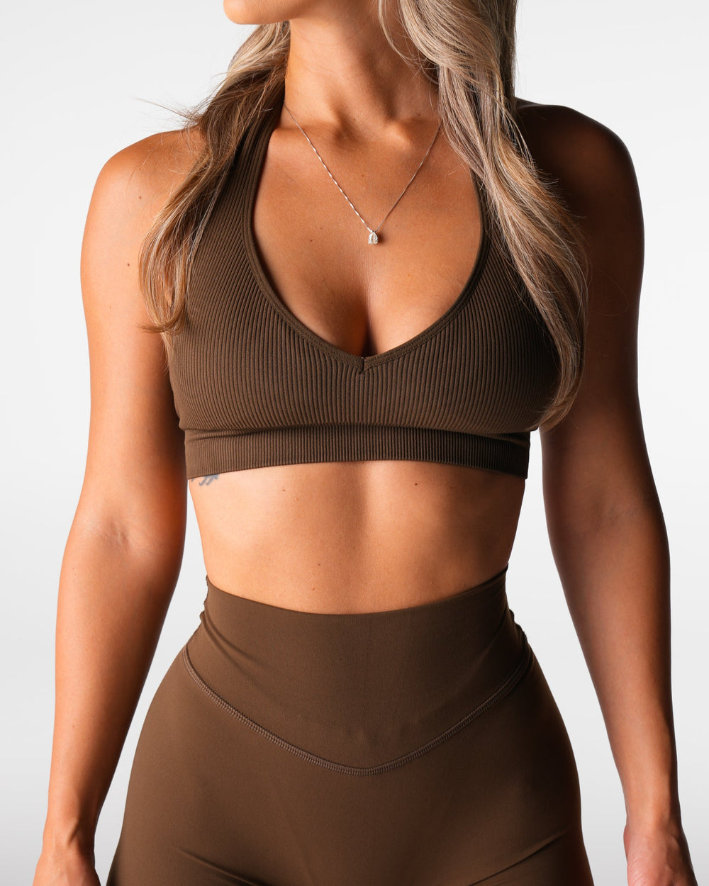 Elm Finesse Seamless Halter Bra Elm | NVGTN US