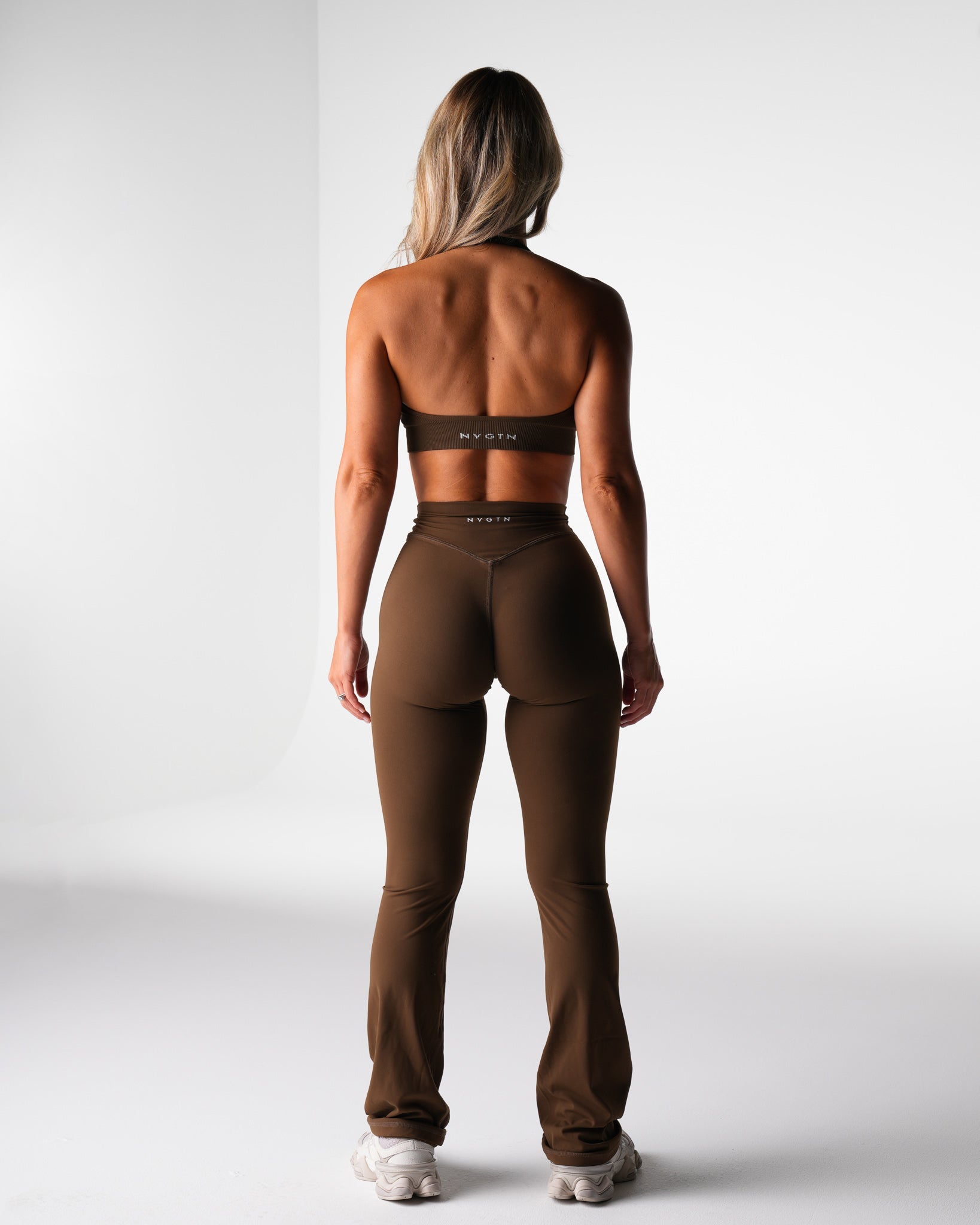 Elm Finesse Seamless Halter Bra Elm | NVGTN US