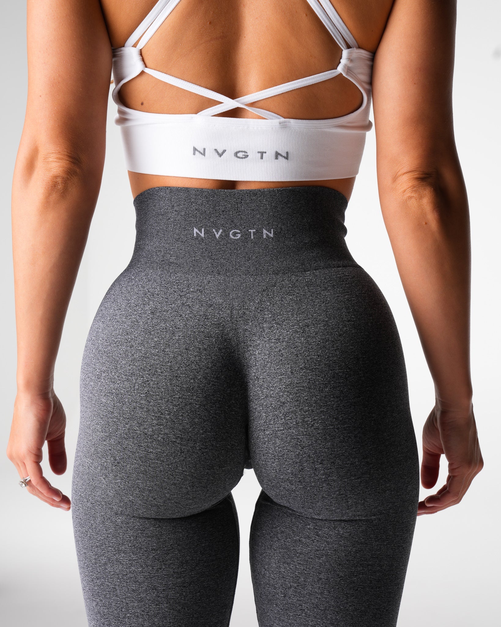 Black Speckled Iconic Seamless Flare Leggings Black Speckled | NVGTN Online Shop