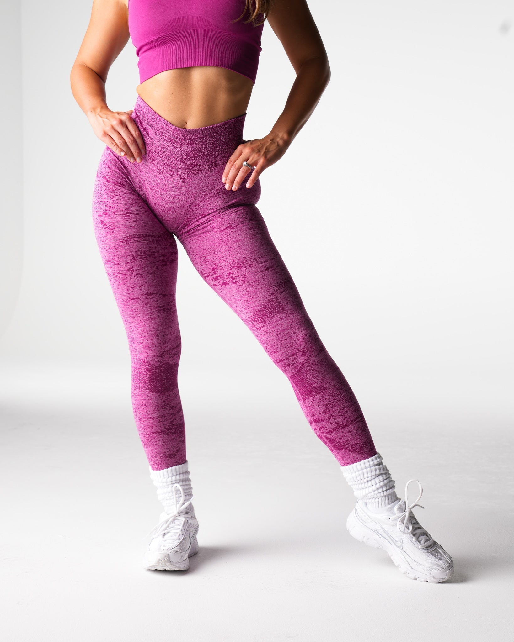 Sugarplum Digital Seamless Leggings Sugarplum | NVGTN Near Me