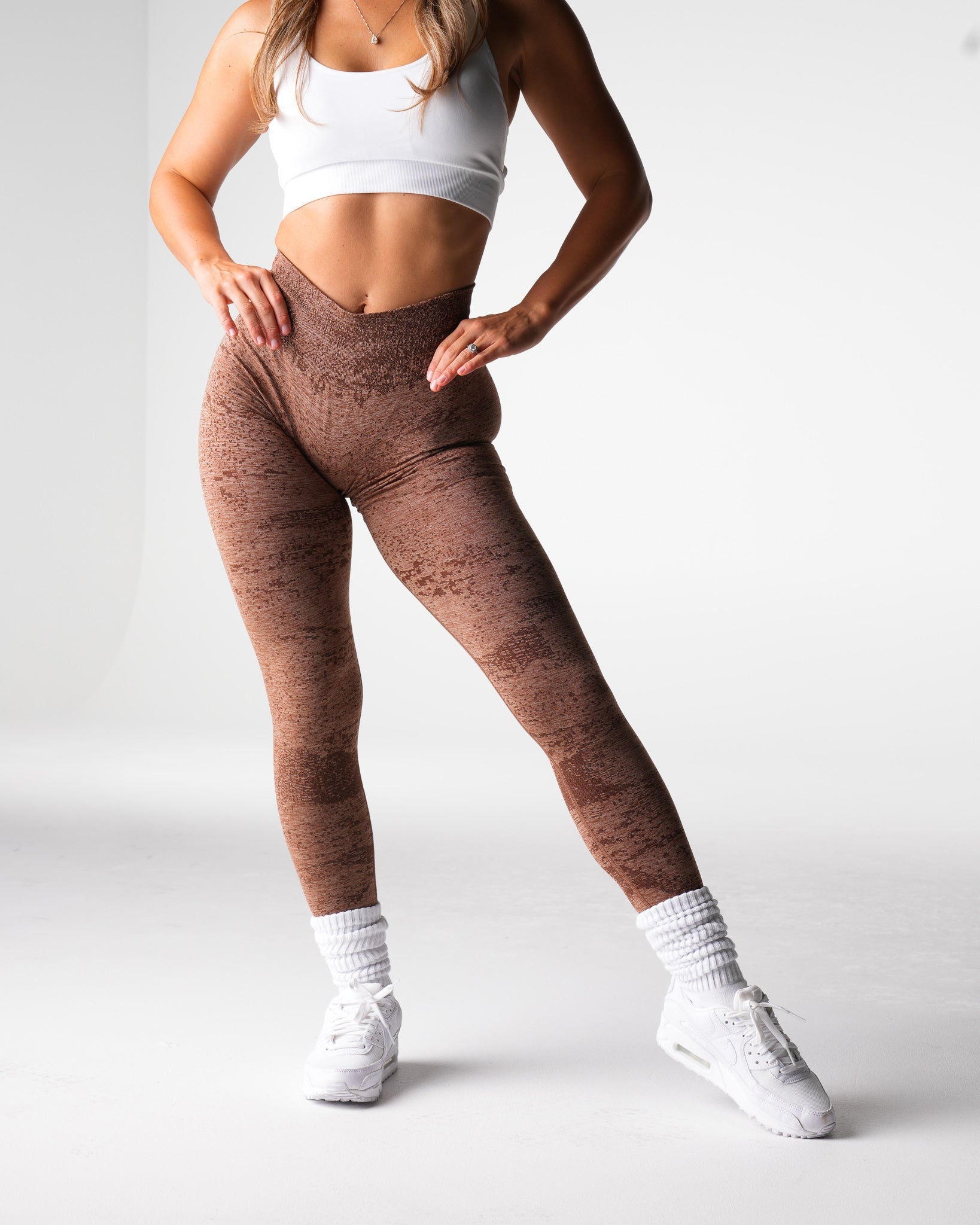 Gingerbread Digital Seamless Leggings Gingerbread | NVGTN Outlet