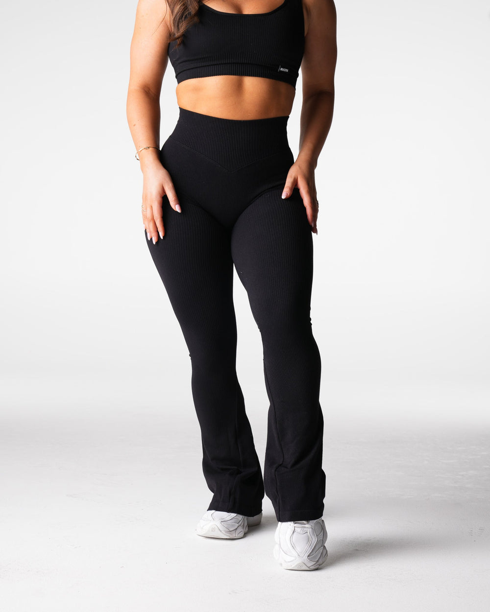 Black Harmony Ribbed Seamless Flare Leggings Black | NVGTN Sale