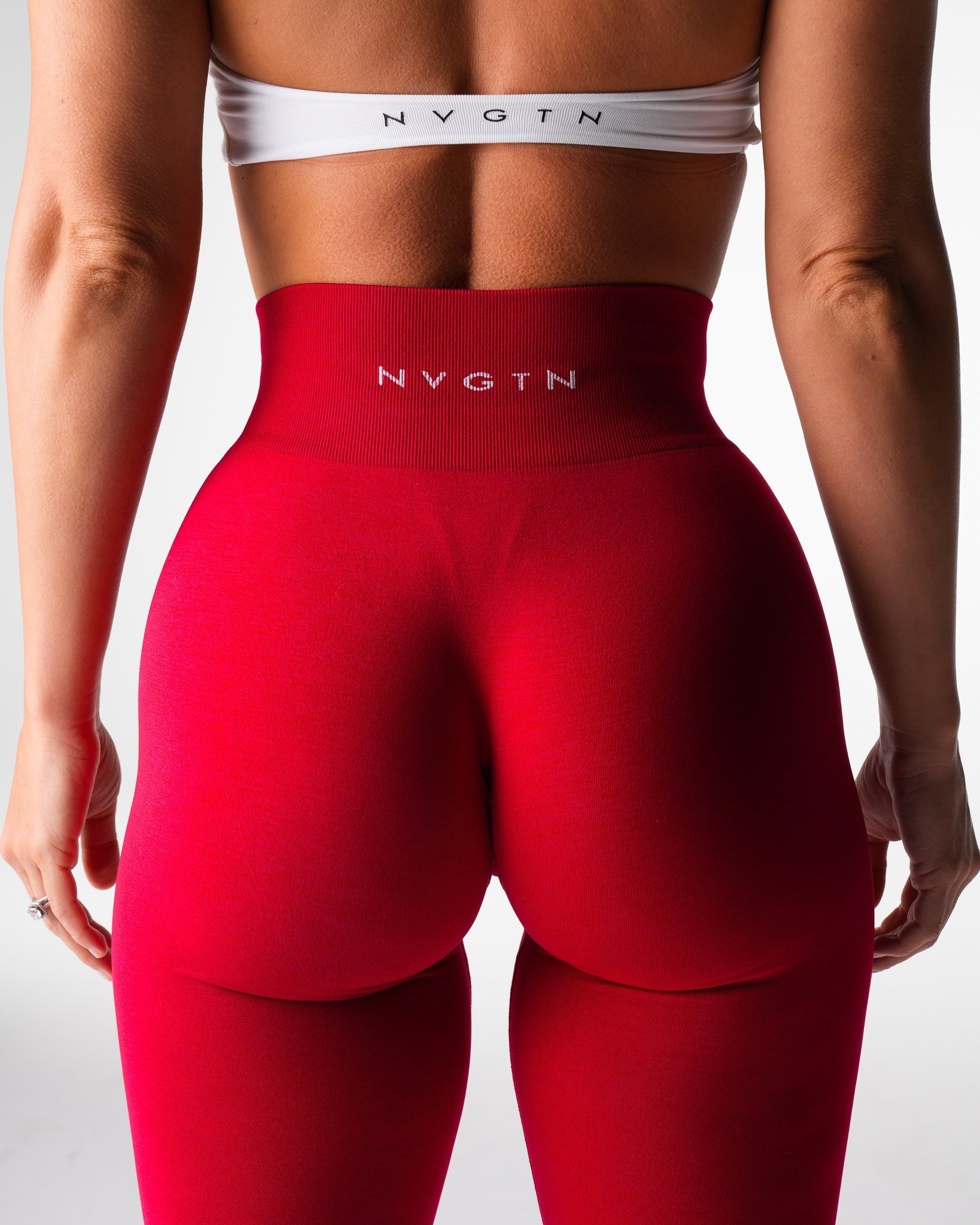 Cherry Red Discover Seamless Leggings Cherry Red | NVGTN Online